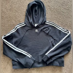 Adidas crop boxy hoodie size small
